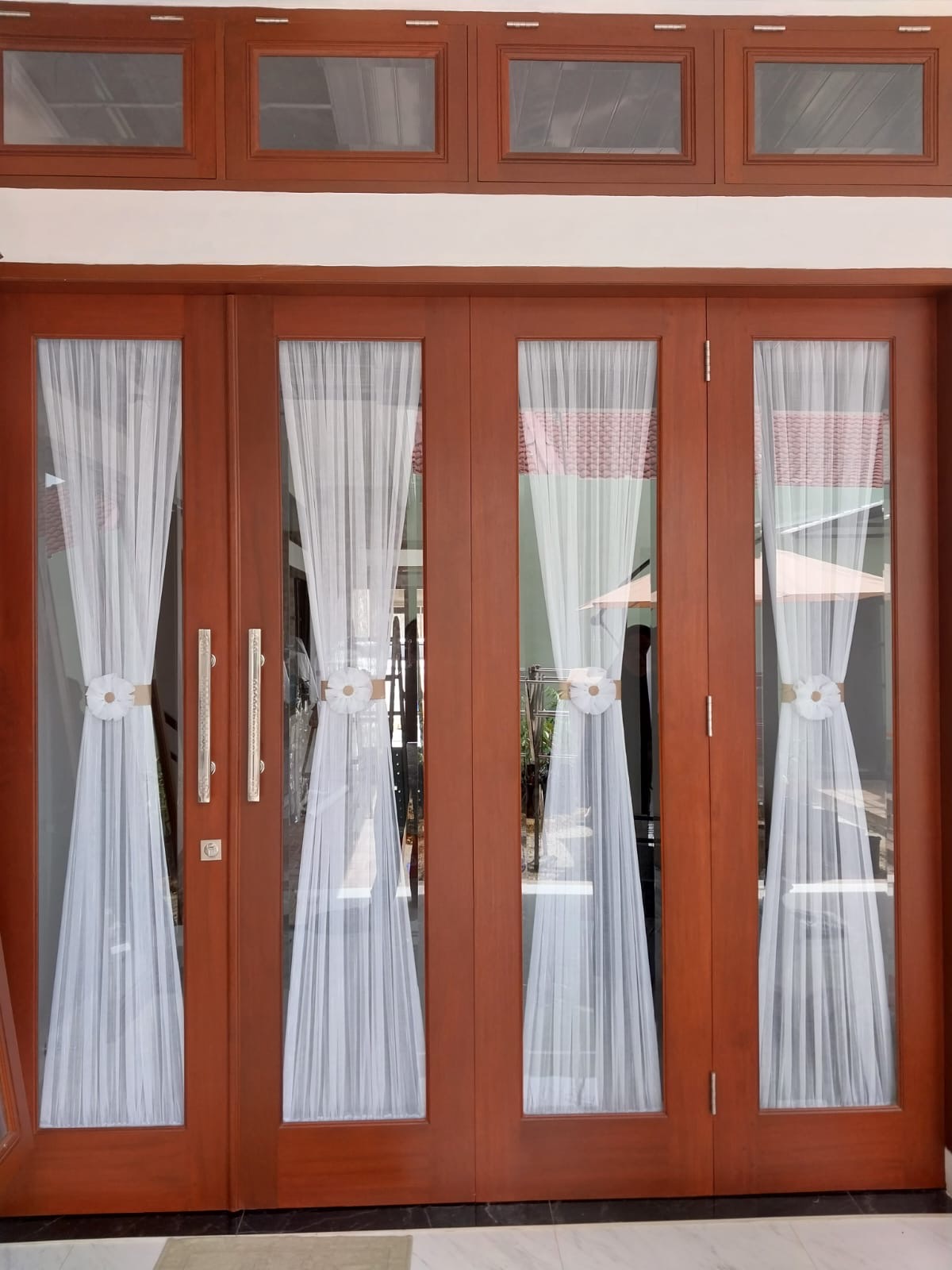 Vitrase Pintu Kaca Minimalis
