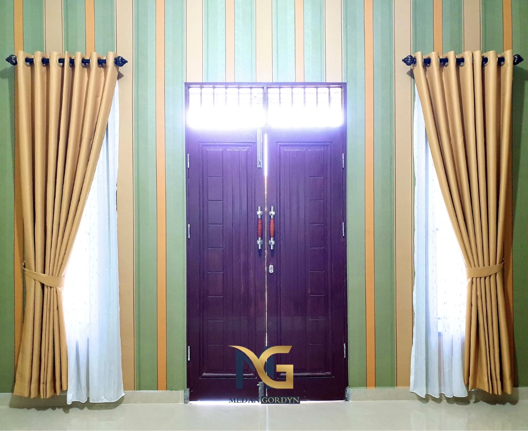Gordyn Premium Blackout Navy Blue