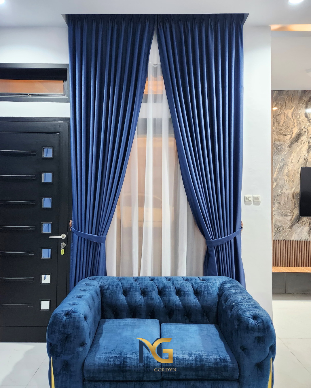 Gordyn Premium Navy Blue
