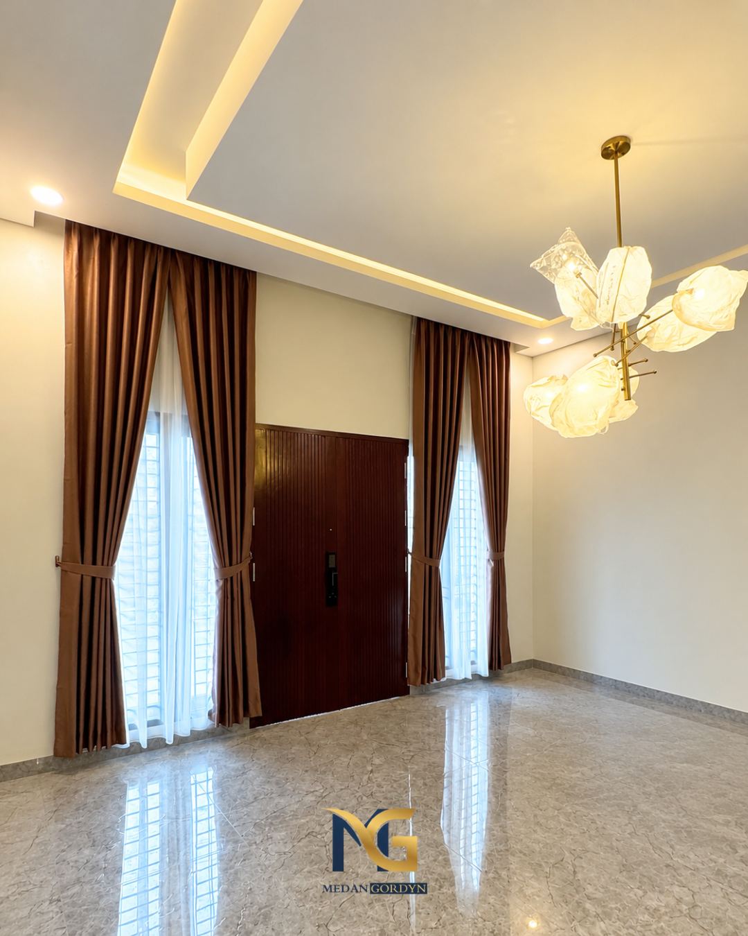 Gorden Custom Bronze & Vitrase Putih