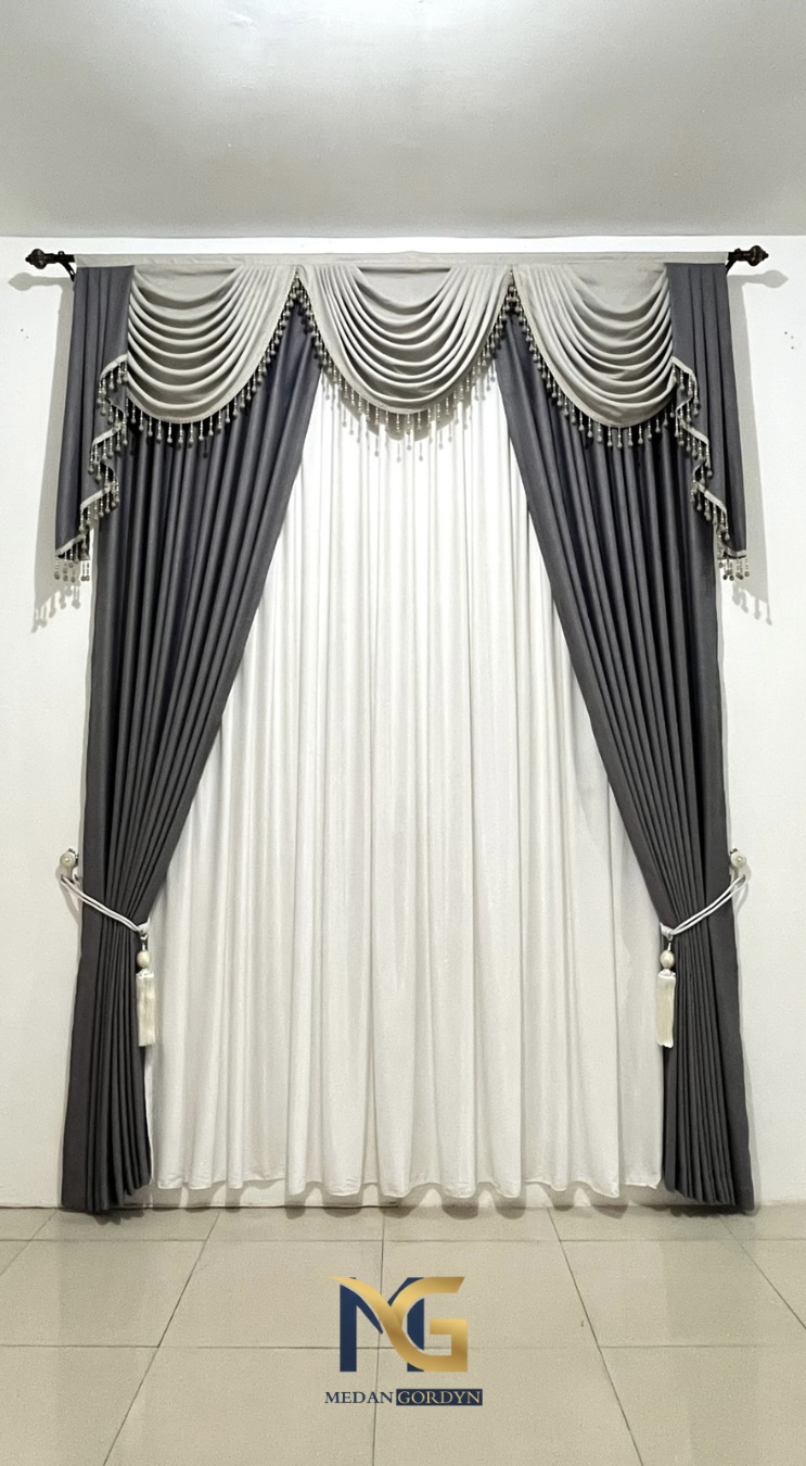 The Royal Classic Poni Balon