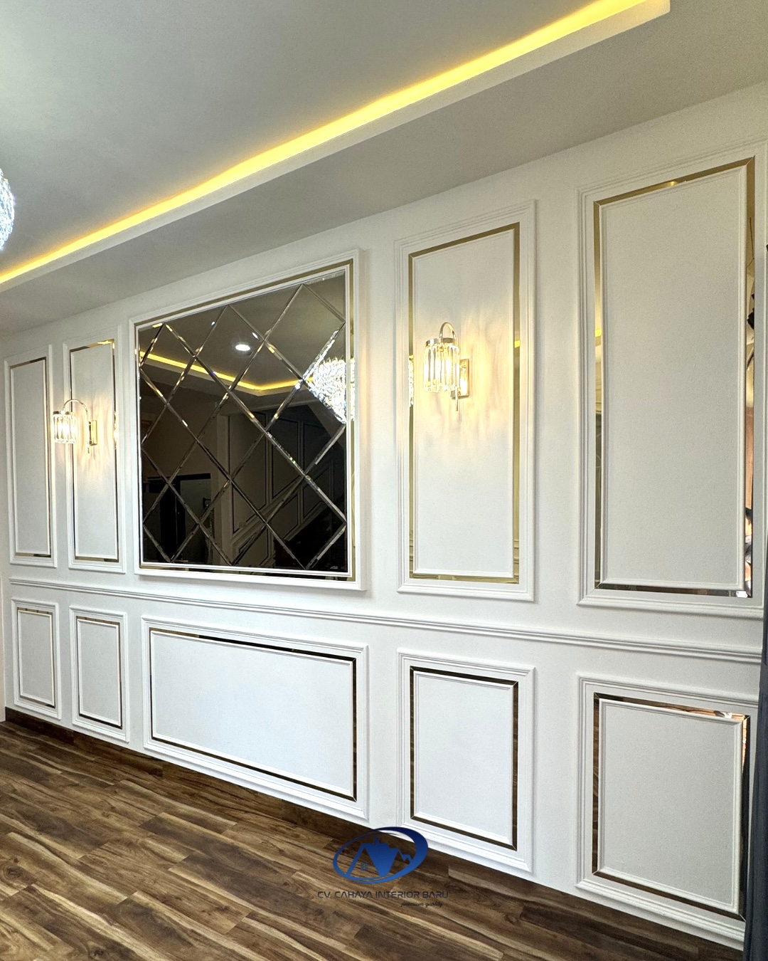 Panel Dinding Klasik Modern: Sentuhan Mewah dengan